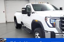 2024 GMC Sierra 3500HD SLE