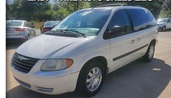2006 Chrysler Town and Country Base