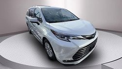 2022 Toyota Sienna Platinum 7-Passenger