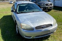 2005 Ford Taurus SE