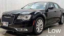 2016 Chrysler 300 Limited
