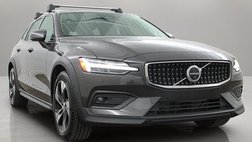 2023 Volvo V60 Cross Country B5 Plus