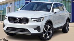 2025 Volvo XC40 B5 Core Bright Theme