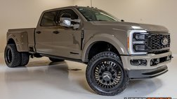 2026 Ford F-450 Super Duty Platinum