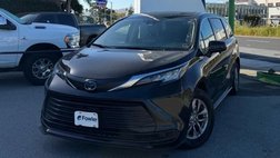 2021 Toyota Sienna LE 8-Passenger