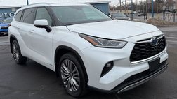 2022 Toyota Highlander Hybrid Platinum