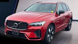 2024 Volvo XC60 Recharge T8 Ultimate Dark Theme