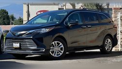 2022 Toyota Sienna XLE
