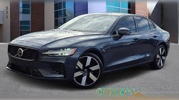 2024 Volvo S60 Recharge T8 Plus Dark Theme