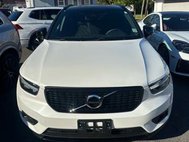 2022 Volvo XC40 T5 R-Design