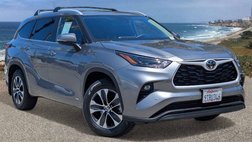 2025 Toyota Highlander Hybrid XLE