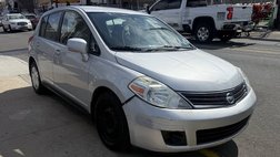 2010 Nissan Versa 1.8 S