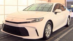 2025 Toyota Camry LE FWD