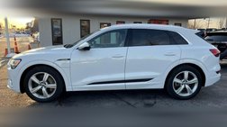 2019 Audi e-tron quattro Premium Plus