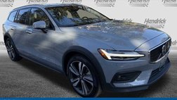 2025 Volvo V60 Cross Country B5 Plus