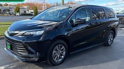 2024 Toyota Sienna LE 8-Passenger