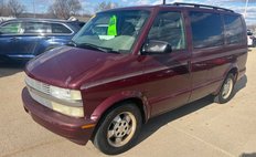 2003 Chevrolet Astro LS