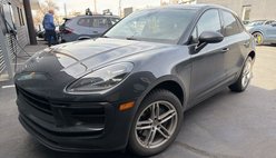 2022 Porsche Macan Base