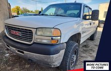 2002 GMC Sierra 2500HD Base