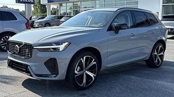 2025 Volvo XC60 B5 Ultra Dark Theme