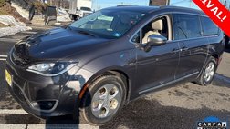 2018 Chrysler Pacifica Hybrid Limited