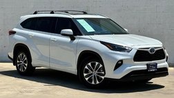 2022 Toyota Highlander Hybrid XLE