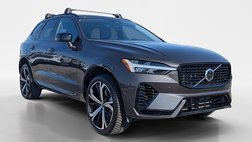 2023 Volvo XC60 Recharge T8 Ultimate Dark Theme