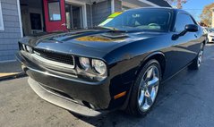 2013 Dodge Challenger SXT Plus