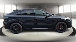 2022 Porsche Cayenne GTS Coupe