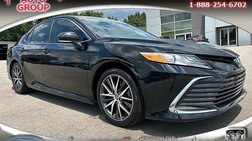 2022 Toyota Camry Hybrid XLE