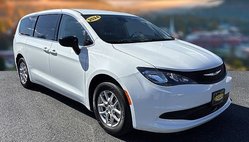 2024 Chrysler Voyager LX