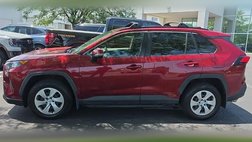 2020 Toyota RAV4 LE