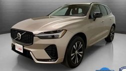 2025 Volvo XC60 B5 Core Dark Theme