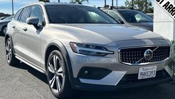 2023 Volvo V60 Cross Country B5 Plus