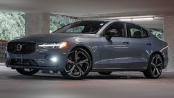 2024 Volvo S60 B5 Core Dark Theme