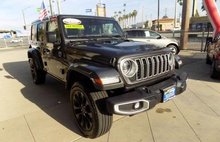 2025 Jeep Wrangler Sahara 4WD