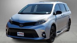2020 Toyota Sienna SE