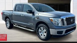 2017 Nissan Titan SV