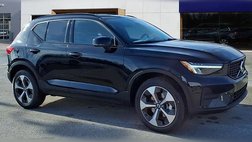 2026 Volvo XC40 B5 Core