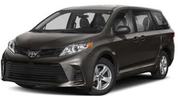 2018 Toyota Sienna XLE Premium 8-Passenger