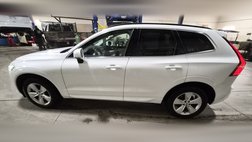 2022 Volvo XC60 B5 Momentum