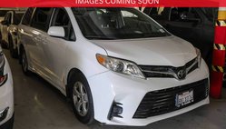 2019 Toyota Sienna LE