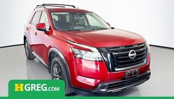 2022 Nissan Pathfinder SV