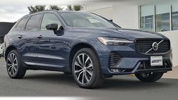 2024 Volvo XC60 B5 Ultimate Dark Theme