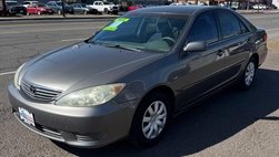 2005 Toyota Camry LE