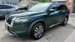 2022 Nissan Pathfinder Platinum