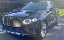 2023 Bentley Bentayga EWB V8