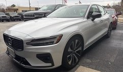 2022 Volvo S60 B5 Momentum