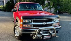 1999 Chevrolet Suburban Shield LS