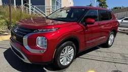 2022 Mitsubishi Outlander ES